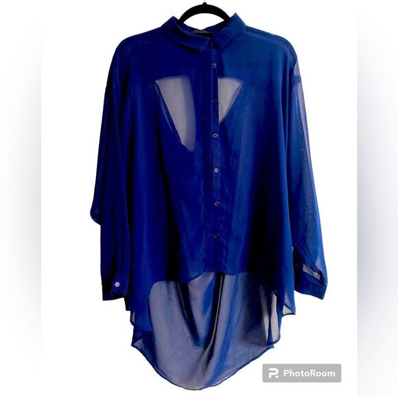 boutique Tops - Unique blue see through button down hi-low shirt with open back detail